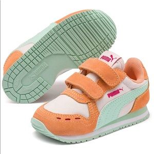 NEW Puma sneakers sz 2